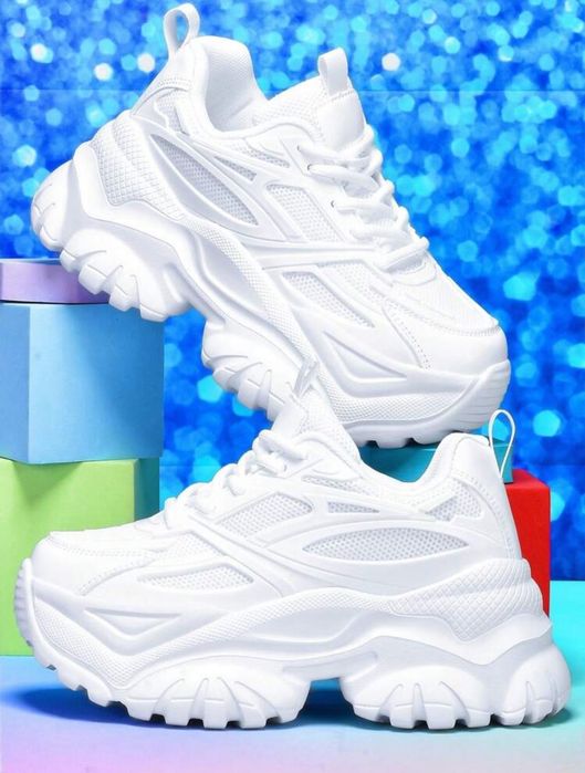 Бели маратонки на платформа.Топ качество!