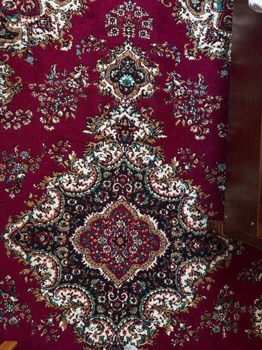 Ковёр б/у 2.5×3.5 м