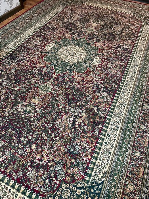 Продается ковер 3*5м