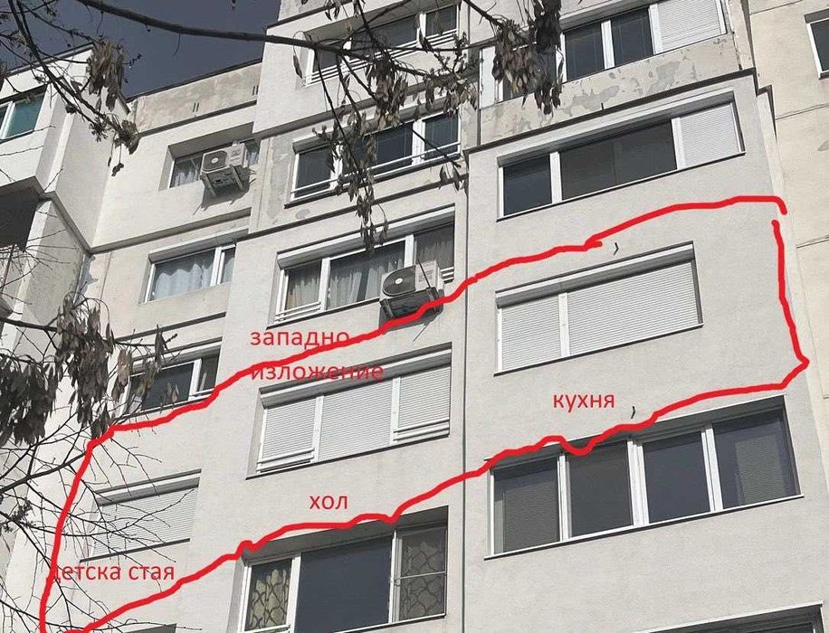 Перфектен,тристаен ,91 кв чиста площ. Панел от 2000 г. Топ локация