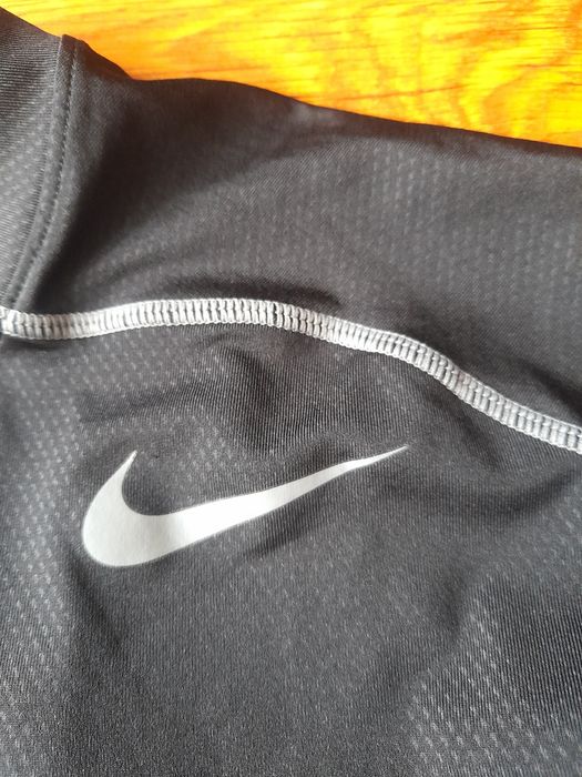 Nike pro combat дамски клин и тениска M- L размер.