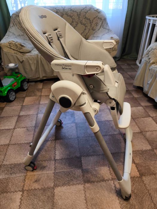 Стульчик для кормления PegPerego