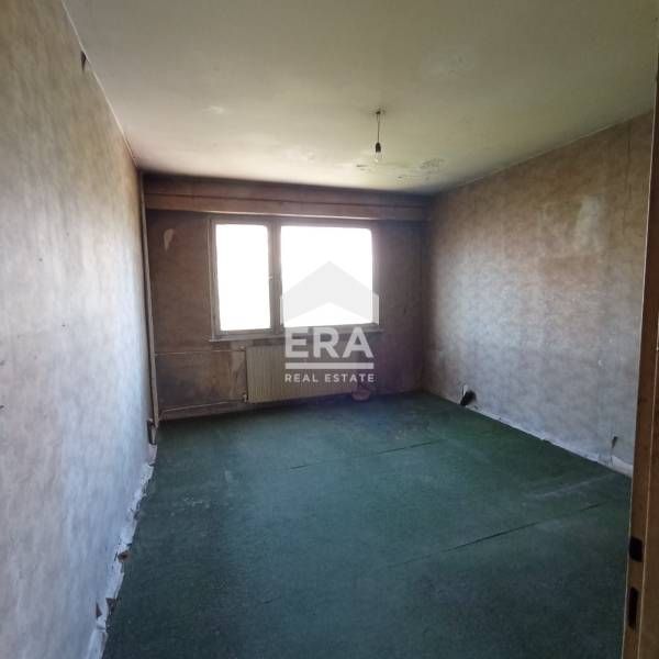 Продава се Тристаен апартамент в Перник, Изток - 84 кв.м за 577 €/кв.м - Снимка #6