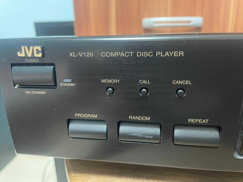JVC XL-V120 Compact Disc Player