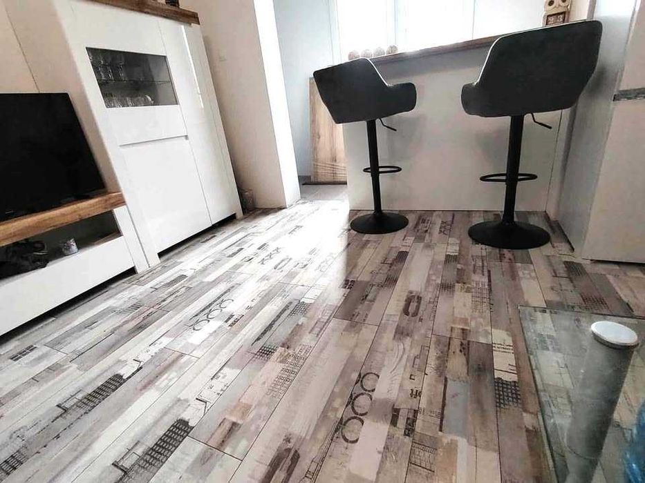 Дава се под наем Тристаен апартамент в Пловдив, Каменица 2 - 72 кв.м за 548.25 € - Снимка #2