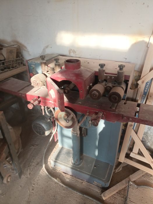 Горизонтальный фрезерный станок