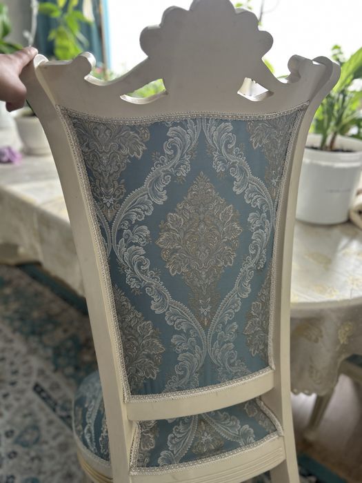 Продам стол со стульями