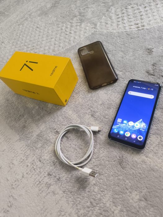 Продам телефон Realme 7i 128Gb
