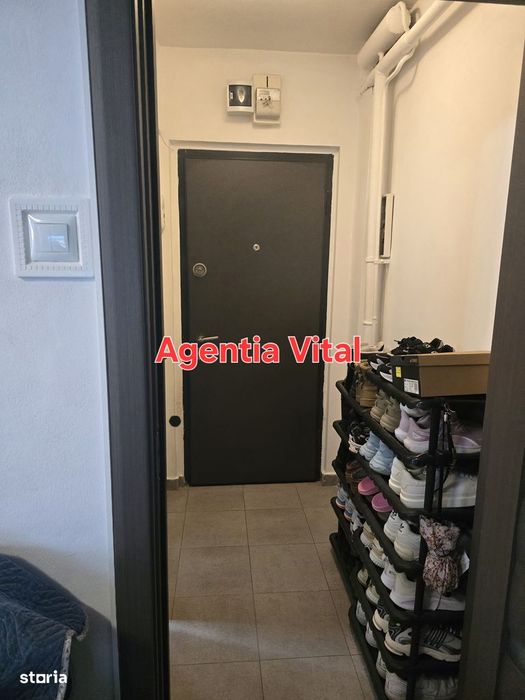 Apartament Valea Roșie, 4/4,cu balcon, mobilat