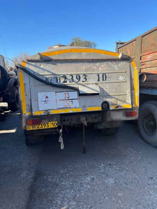 Бензовоз КАМАЗ-4510