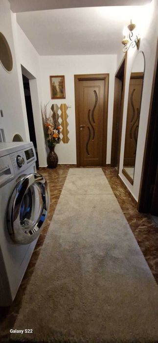 Apartament 3 camere centru - Bragadiru