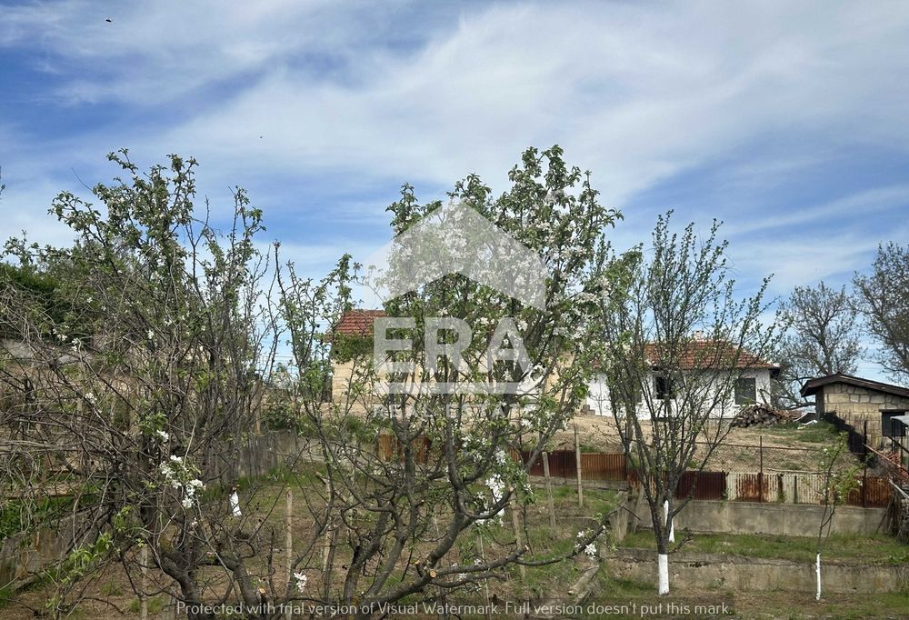 Продава се Къща в с. Божичен, Област Русе - 128 кв.м за 594 €/кв.м - Снимка #2