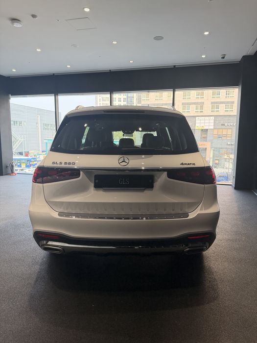 GLS 580 4matic AMG LINE 2026