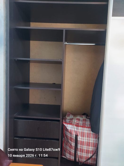 Продам шкаф раздвижные двери