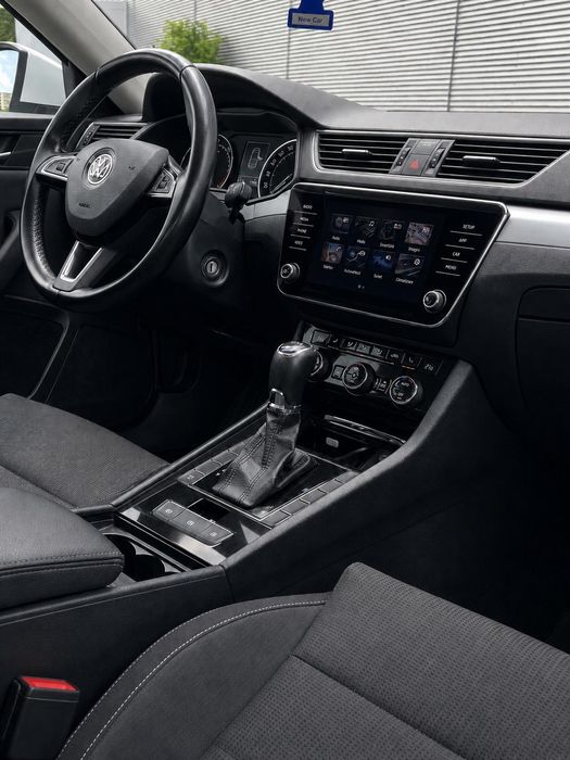 SKODA Superb 2019 — imagine 5