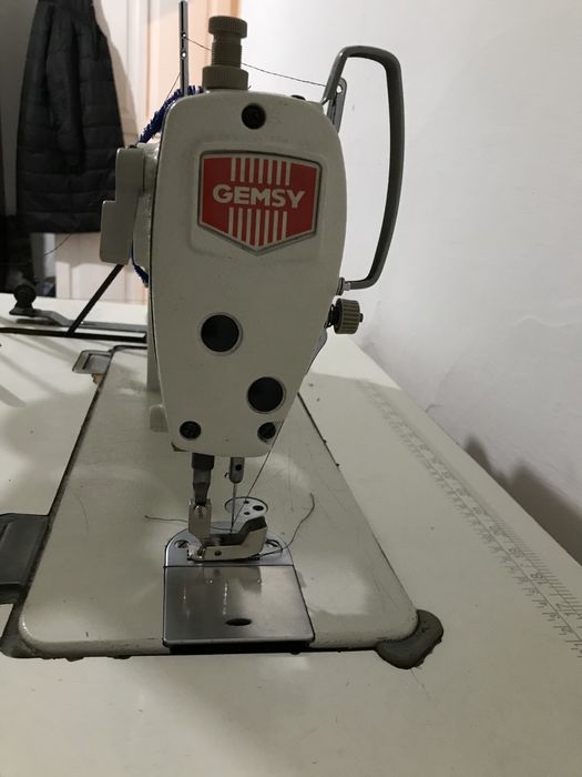 Швейная машинка