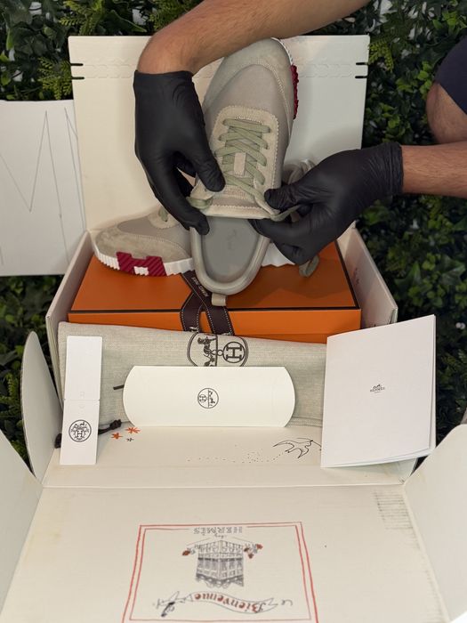Adidași/Sneakers Hermes Bouncing sneakers white and grey sude leather/ premium quality