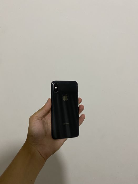 Продам срочно iPhone XS 64GB
