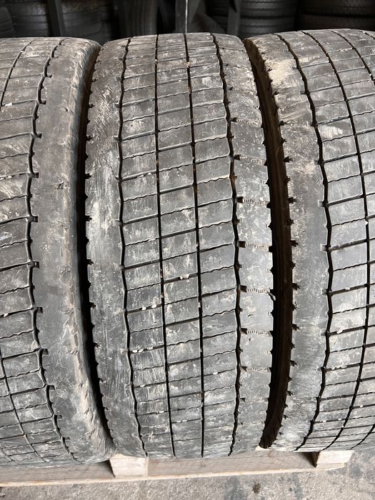 4 anvelope camion 235/75/17.5 , Continental , 9.5 mm