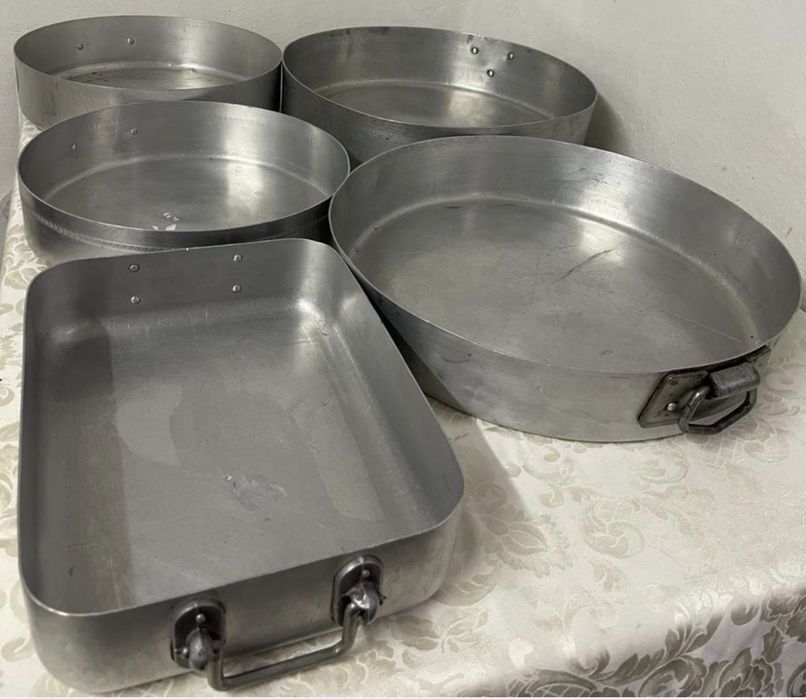 Tăvi de aluminiu o