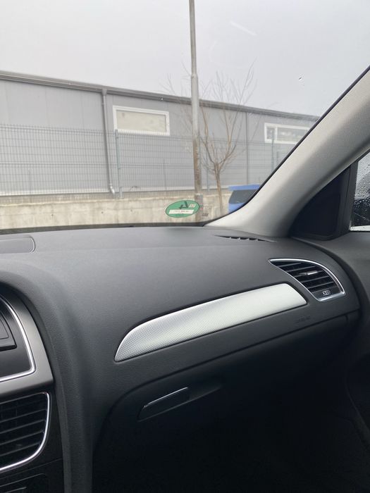AUDI  A4 3.0  BlackLine