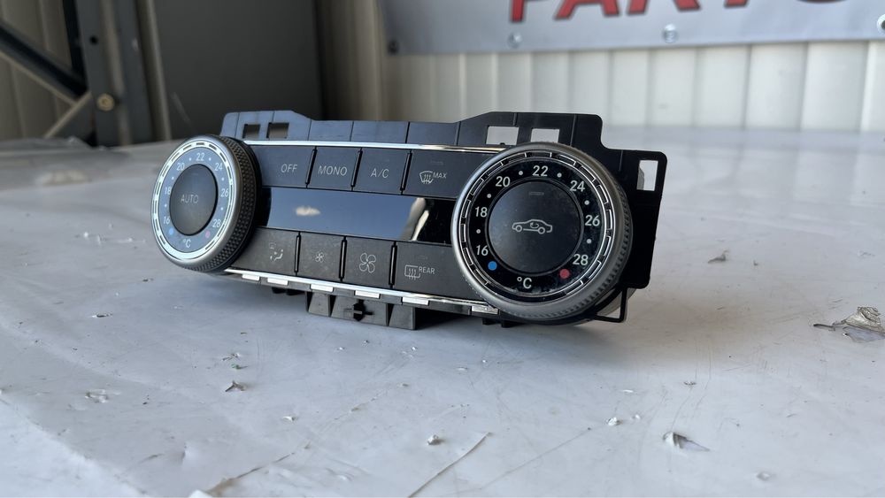 Панел за климатик Mercedes C W204 (2008-2015)