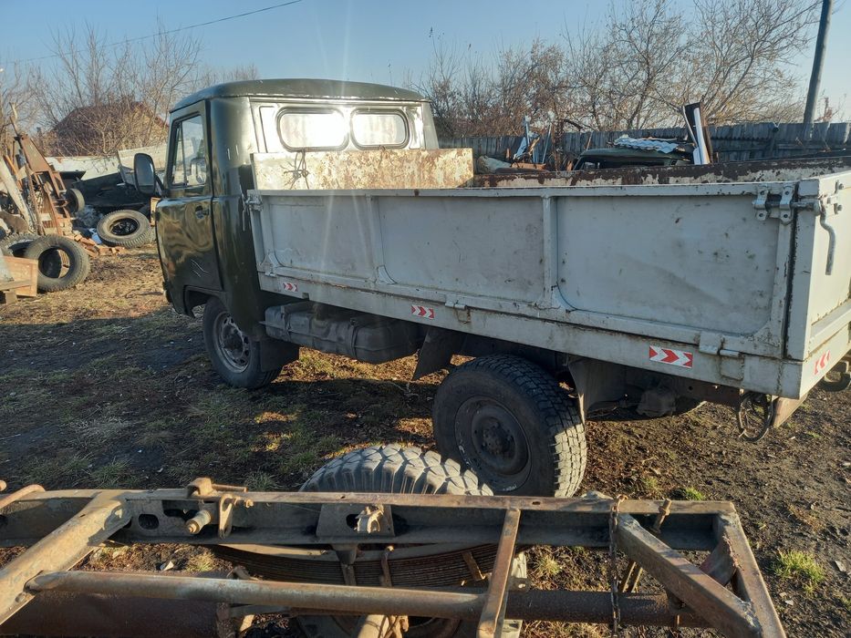 Продам бортовой Уаз -3303