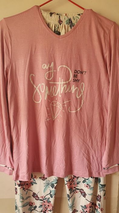 Chuqur tomoq porno videolarini tomosha qiling