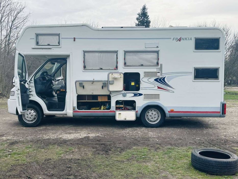 Кемпер Fiat Ducato Frankia A650 2002 class Holiday