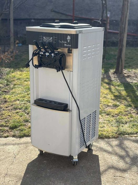 Нова профи машина за мек италиански крем сладолед 3 вкуса ГАРАНЦИЯ 2г