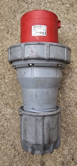 Cuplă-priză, METE 125A,  TATĂ