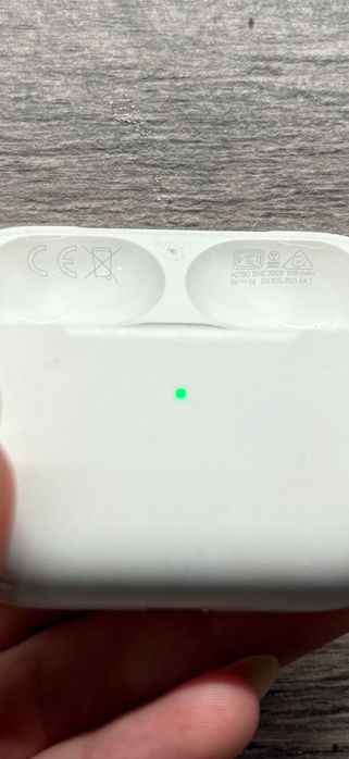 Захранваща кутия за AirPods 1st gen