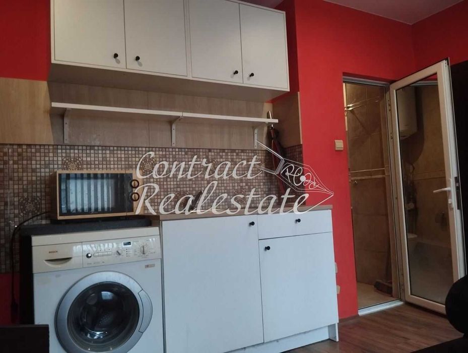 Дава се под наем Едностаен апартамент в Варна, Левски - 30 кв.м за 350 € - Снимка #1