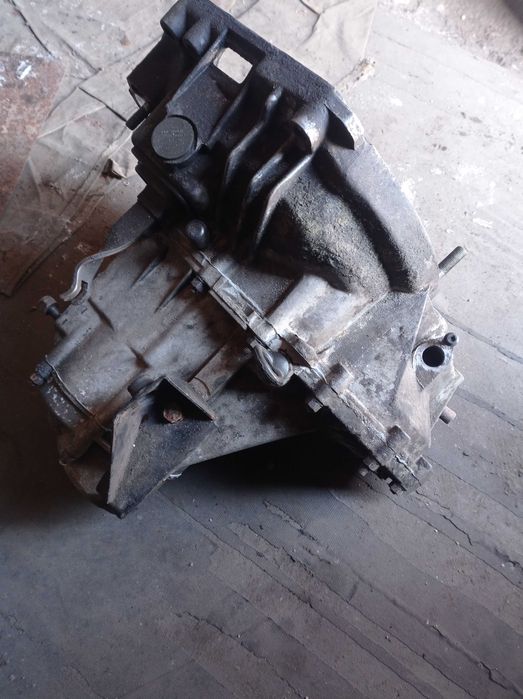 продам 5 ст КПП ваз