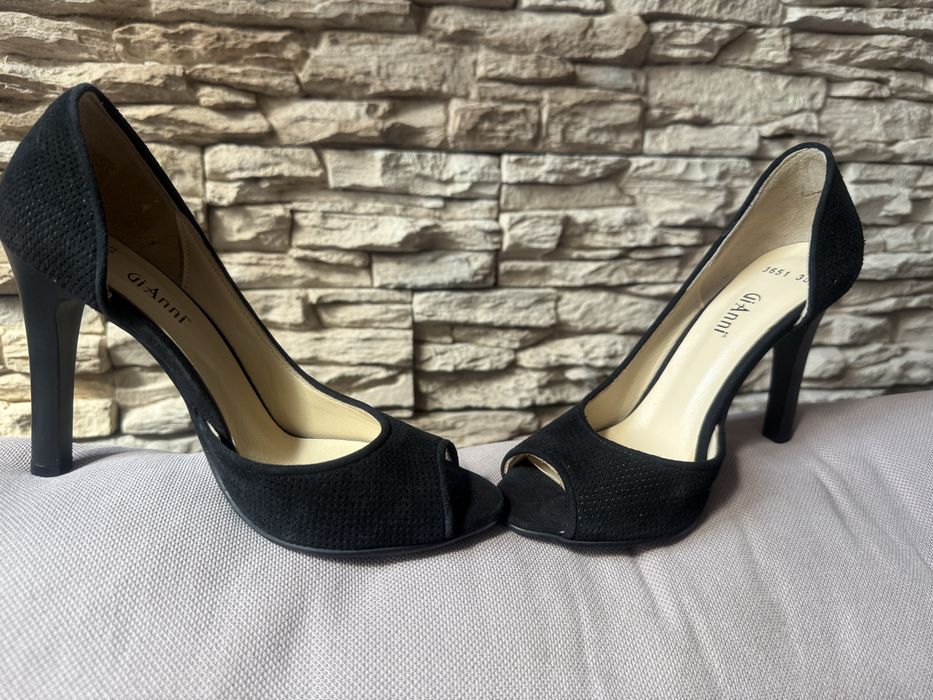 Дамски елегантни обувки от естествен велур GiAnni