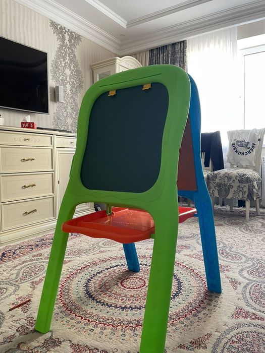 Дет мольберт