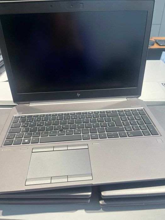 HP ZBook 15 G6 Workstation  i7-9850h-32gb ram-512gb ssd-nvidia T2000
