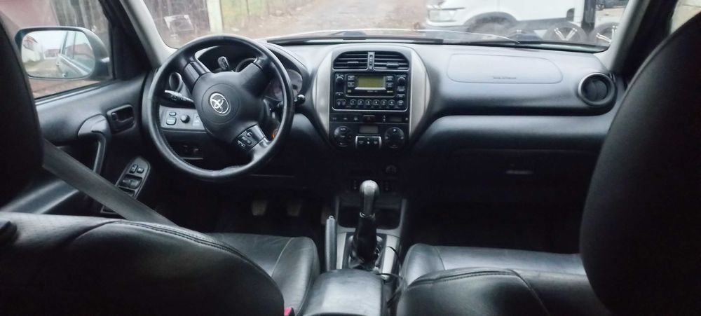 VandToyota rav 4,  2.0 diesel 4×4 an 2007