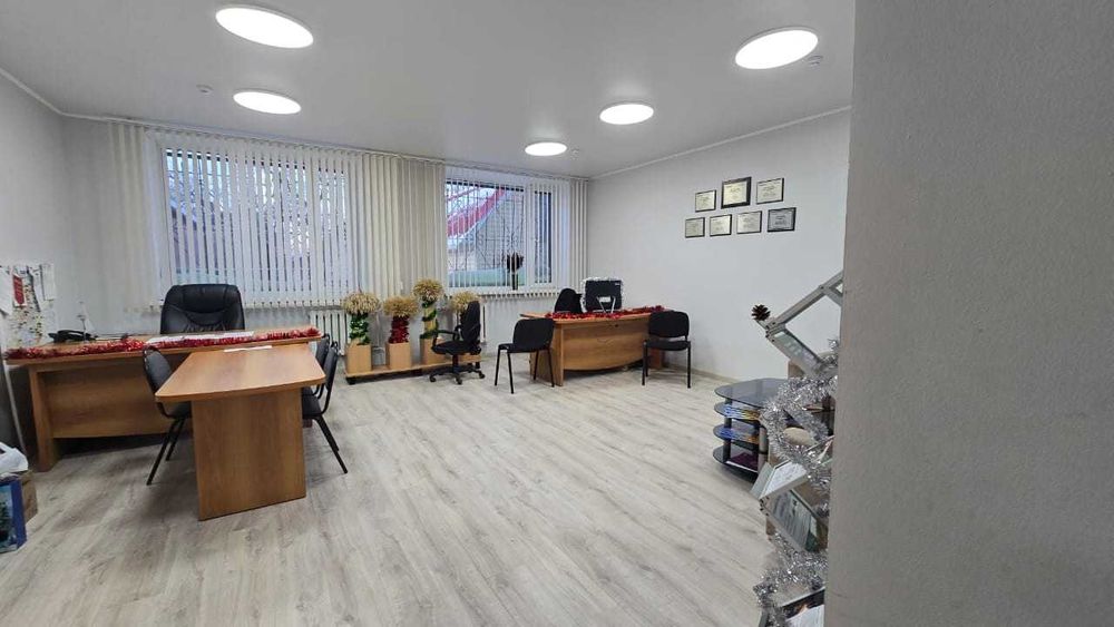 Отдельно стоящее здание.