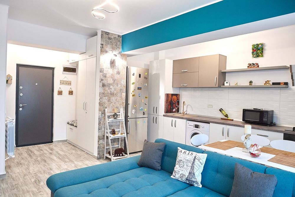 Direct proprietar închiriez apartament 2 camere – centru  Mamaia, zona Butoaie