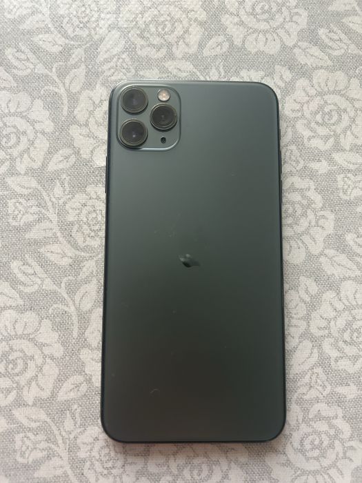 Продам Iphone 11 pro max