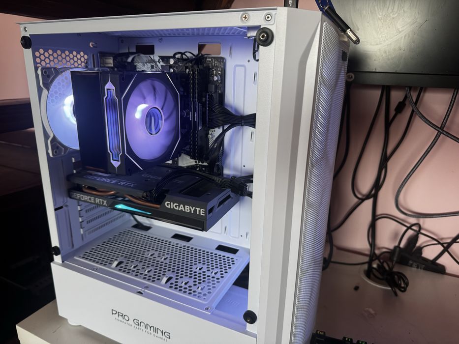 PC Gaming I7 8700 16GB RAM RTX 2060 Asus ROG