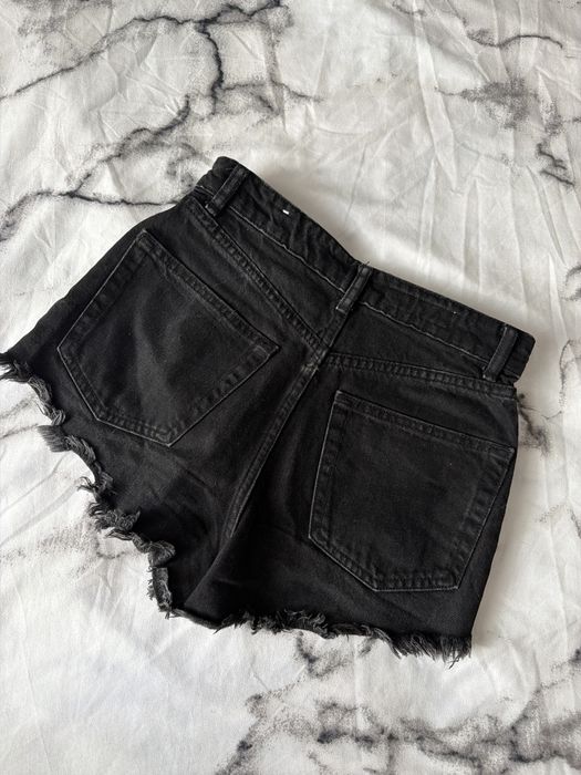 Къси дънкови панталони на Zara