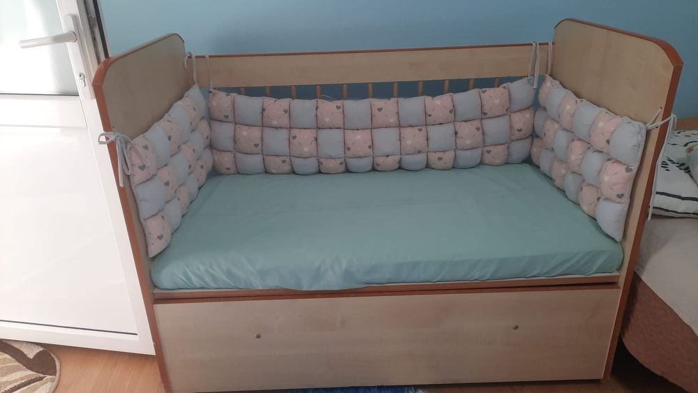 Patut din pal + lenjerii + masa infasat