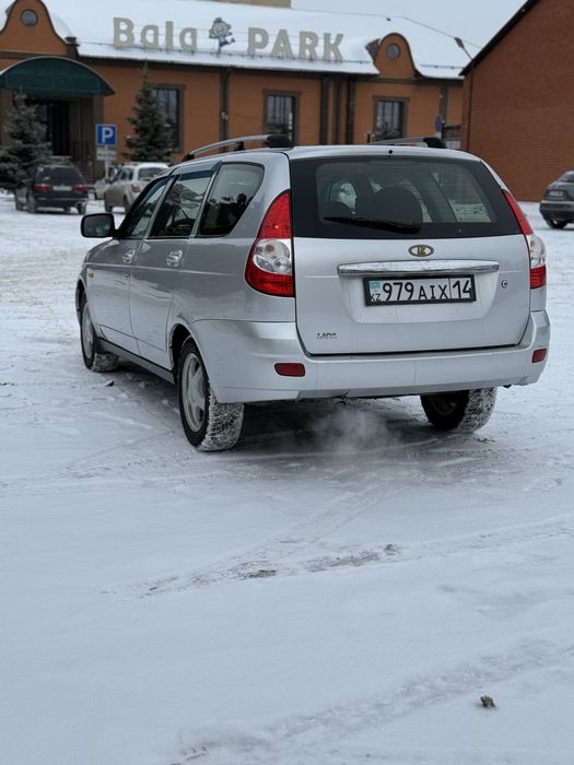 Продам приора 2011 год