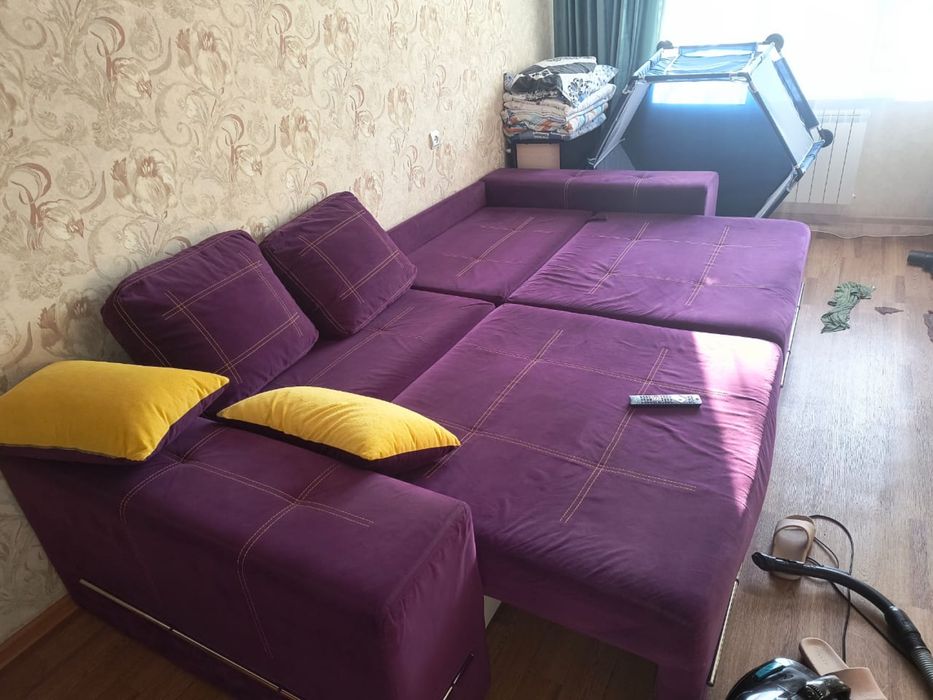 Продам диван в хорошем состоянии