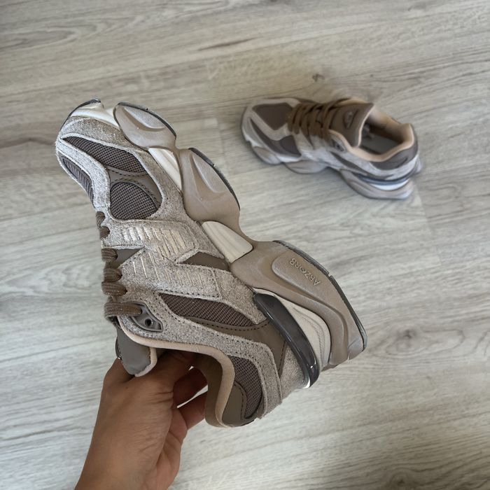 New Balance 9060 Mushroom - 36/37/38/39/40/41/42/43/4445/46