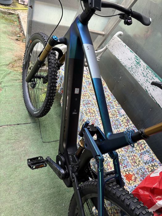 Bicicleta electrica full suspension carbon CUBE  Stereo Hybrid 160 HPC SLT 750