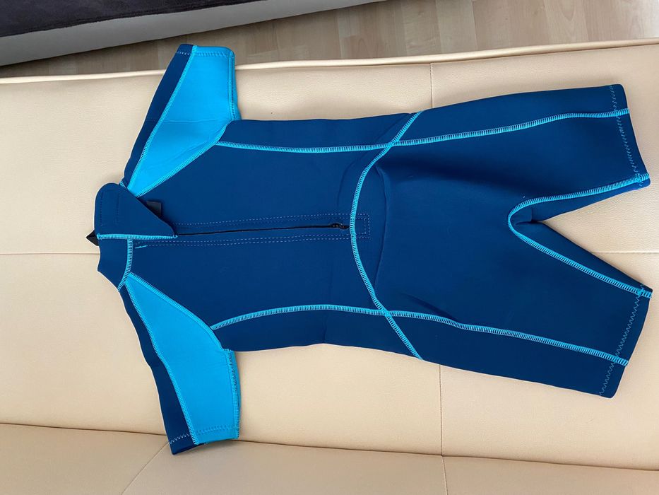 Детски термален костюм за плуване