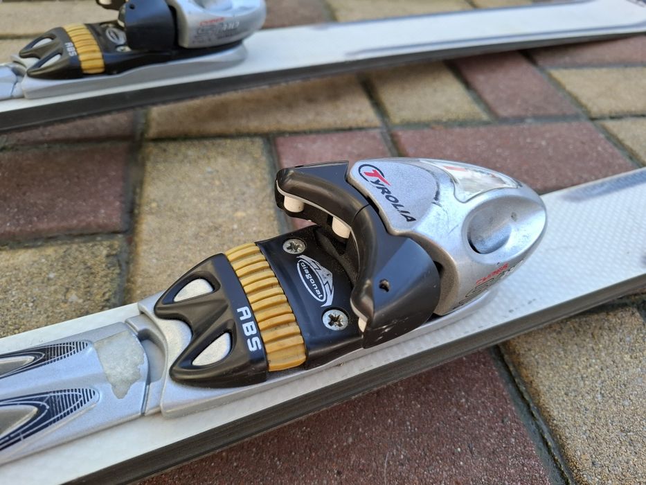 Schiuri cu legături 150 cm